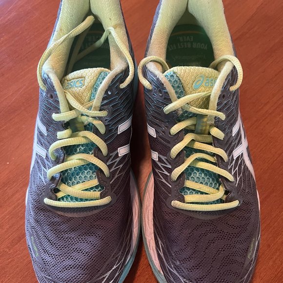 ASICS Women's Gel-Nimbus 18 Running Shoe - Picture 1 of 3